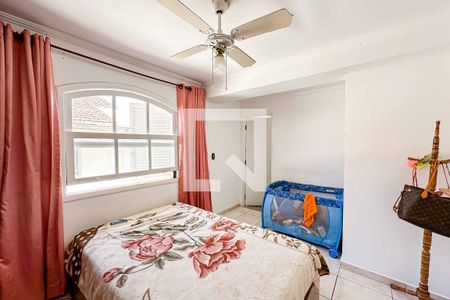 Casa à venda com 200m², 4 quartos e 3 vagas Casa à venda com 200m², 4 quartos e 3 vagasSuíte 2