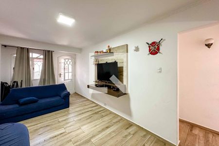 Sala de casa à venda com 4 quartos, 200m² em Conjunto Residencial Santa Terezinha, São Paulo