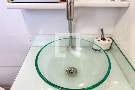 Casa à venda com 200m², 4 quartos e 3 vagas Casa à venda com 200m², 4 quartos e 3 vagasBanheiro da Suíte 2