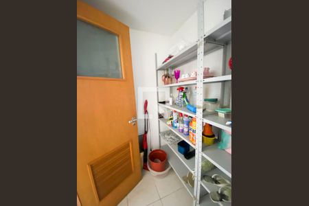 Apartamento à venda com 78m², 3 quartos e 1 vagaÁrea de Serviço