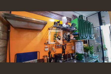 Casa à venda com 150m², 3 quartos e 3 vagas Casa à venda com 150m², 3 quartos e 3 vagasCozinha