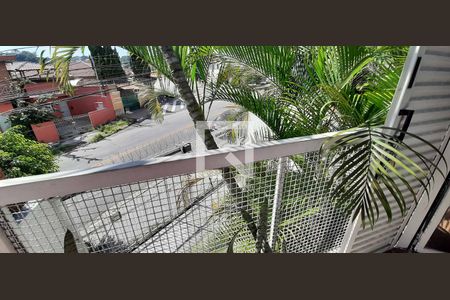 Casa à venda com 150m², 3 quartos e 3 vagas Casa à venda com 150m², 3 quartos e 3 vagasSacada