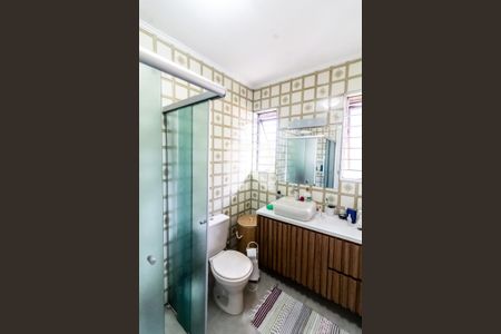 Casa à venda com 280m², 3 quartos e 4 vagasBanheiro da Suíte Quarto 2