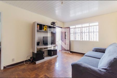 Sala de casa à venda com 4 quartos, 200m² em Vila Dom Pedro I, São Paulo