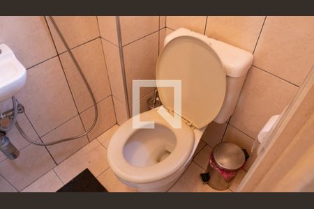 Apartamento à venda com 120m², 2 quartos e sem vaga Apartamento à venda com 120m², 2 quartos e sem vagaBanheiro da Suíte 1