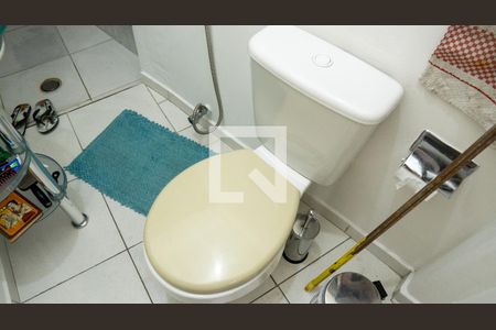 Apartamento à venda com 120m², 2 quartos e sem vaga Apartamento à venda com 120m², 2 quartos e sem vagaBanheiro da Suíte 2