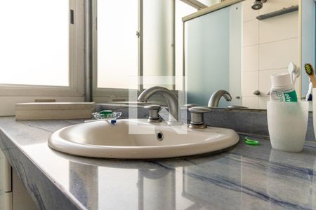 Apartamento à venda com 198m², 3 quartos e 1 vagaBanheiro da Suíte