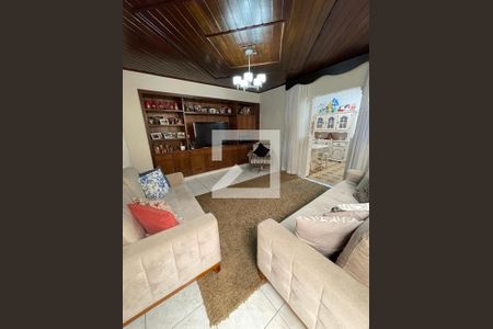 Sala 3 de casa à venda com 5 quartos, 250m² em Vila Lageado, São Paulo