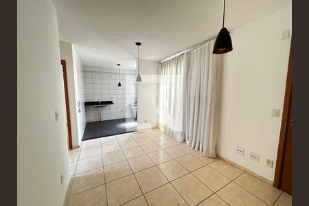 Sala de apartamento para alugar com 2 quartos, 44m² em Chacaras Reunidas Santa Terezinha, Contagem