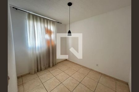 Quarto 1 de apartamento para alugar com 2 quartos, 44m² em Chacaras Reunidas Santa Terezinha, Contagem