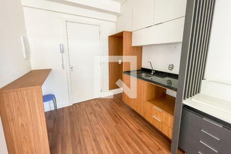 Cozinha de kitnet/studio à venda com 1 quarto, 29m² em Sumaré, São Paulo