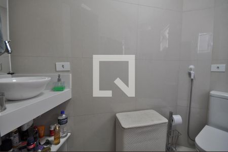 Casa de condomínio à venda com 117m², 2 quartos e 2 vagasBanheiro