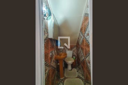lavabo de casa para alugar com 2 quartos, 200m² em Jardim da Gloria, São Paulo