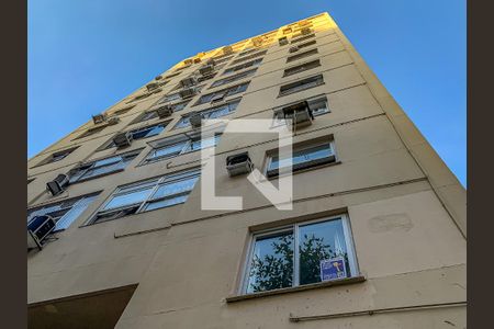 Apartamento para alugar com 53m², 2 quartos e sem vagaFachada