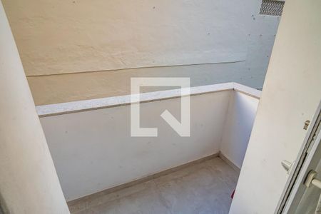 Apartamento para alugar com 53m², 2 quartos e sem vagaVaranda