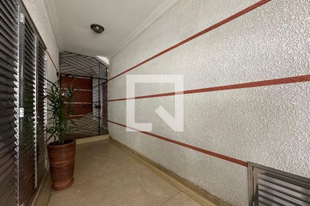 Hall de entrada de apartamento para alugar com 1 quarto, 55m² em Bom Retiro, São Paulo