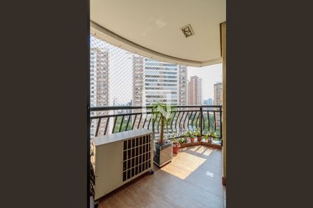 Apartamento para alugar com 160m², 3 quartos e 4 vagas Apartamento para alugar com 160m², 3 quartos e 4 vagasVaranda gourmet