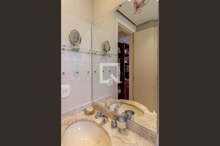 Apartamento para alugar com 160m², 3 quartos e 4 vagas Apartamento para alugar com 160m², 3 quartos e 4 vagasSuíte 2