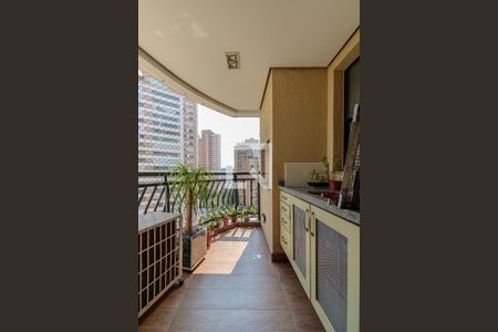 Apartamento para alugar com 160m², 3 quartos e 4 vagas Apartamento para alugar com 160m², 3 quartos e 4 vagasVaranda gourmet