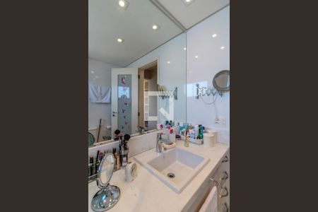 Apartamento para alugar com 160m², 3 quartos e 4 vagas Apartamento para alugar com 160m², 3 quartos e 4 vagasSuíte 3