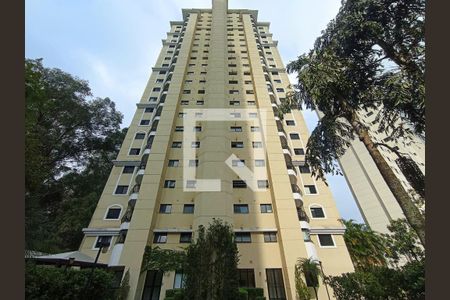 Apartamento para alugar com 160m², 3 quartos e 4 vagas Apartamento para alugar com 160m², 3 quartos e 4 vagasFachada