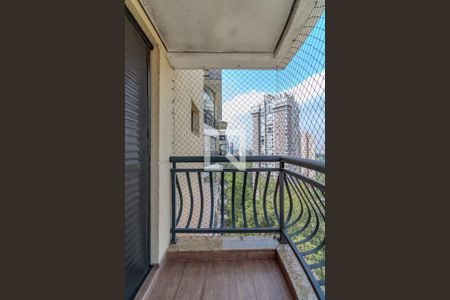 Apartamento para alugar com 160m², 3 quartos e 4 vagas Apartamento para alugar com 160m², 3 quartos e 4 vagasSuíte 3 varanda