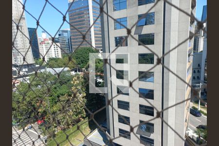 Vista da sala  de apartamento à venda com 3 quartos, 90m² em Itaim Bibi, São Paulo