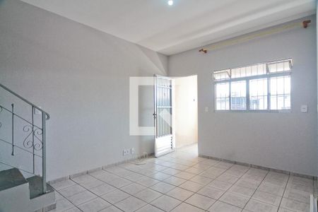 Sala de casa para alugar com 3 quartos, 250m² em Jardim Peri, São Paulo