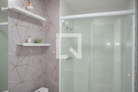 Banheiro de kitnet/studio para alugar com 1 quarto, 26m² em Mirandópolis, São Paulo