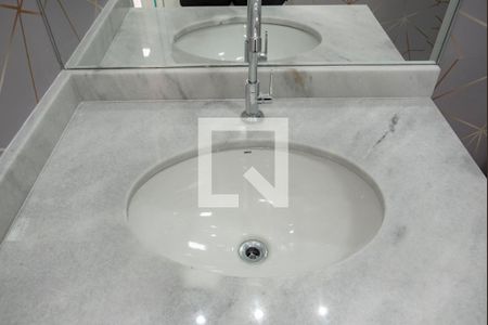 Banheiro de kitnet/studio para alugar com 1 quarto, 26m² em Mirandópolis, São Paulo