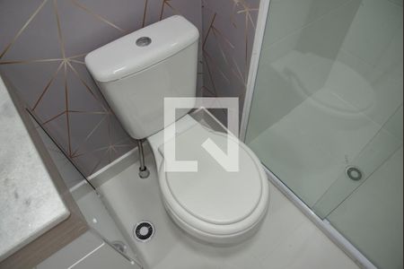 Banheiro de kitnet/studio para alugar com 1 quarto, 26m² em Mirandópolis, São Paulo