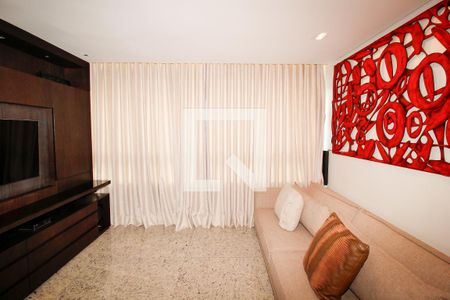 Apartamento à venda com 262m², 4 quartos e 4 vagas Apartamento à venda com 262m², 4 quartos e 4 vagasSala