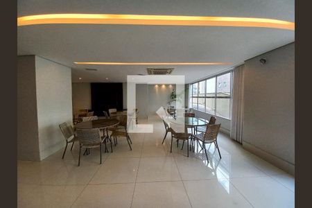 Apartamento à venda com 262m², 4 quartos e 4 vagas Apartamento à venda com 262m², 4 quartos e 4 vagasÁrea comum