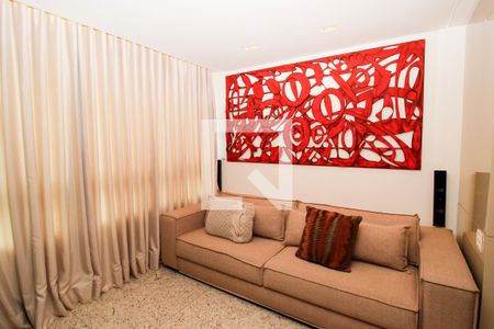 Apartamento à venda com 262m², 4 quartos e 4 vagas Apartamento à venda com 262m², 4 quartos e 4 vagasSala