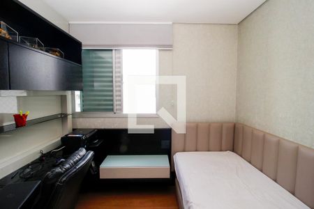 Apartamento à venda com 262m², 4 quartos e 4 vagas Apartamento à venda com 262m², 4 quartos e 4 vagasQuarto 2