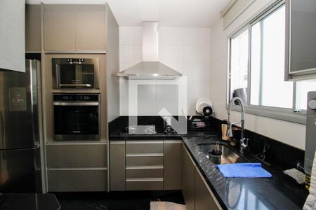 Apartamento à venda com 262m², 4 quartos e 4 vagas Apartamento à venda com 262m², 4 quartos e 4 vagasCozinha