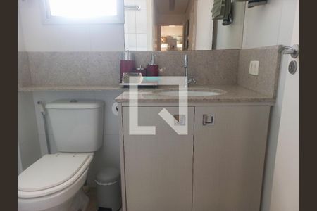 Apartamento à venda com 262m², 4 quartos e 4 vagas Apartamento à venda com 262m², 4 quartos e 4 vagasBanheiro