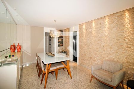 Apartamento à venda com 262m², 4 quartos e 4 vagas Apartamento à venda com 262m², 4 quartos e 4 vagasSala