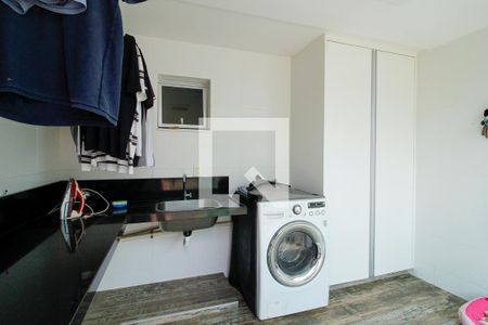 Apartamento à venda com 262m², 4 quartos e 4 vagas Apartamento à venda com 262m², 4 quartos e 4 vagasLavanderia/Cobertura