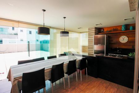 Apartamento à venda com 262m², 4 quartos e 4 vagas Apartamento à venda com 262m², 4 quartos e 4 vagasSala