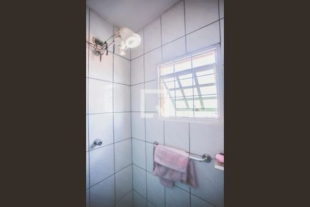 Casa à venda com 97m², 2 quartos e 1 vagaBanheiro Suíte