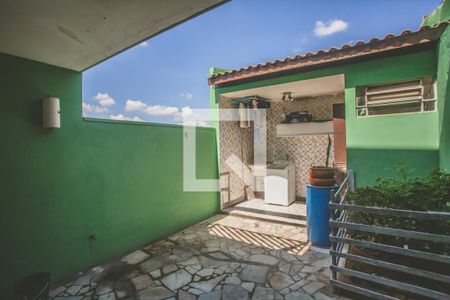 Casa à venda com 97m², 2 quartos e 1 vagaÁrea de Serviço