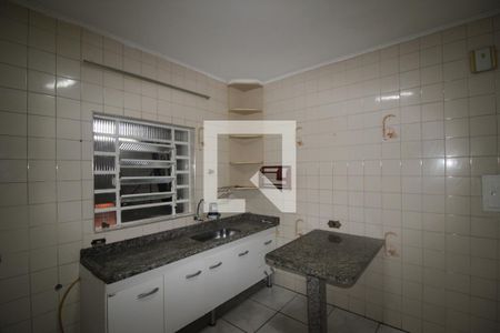 Casa para alugar com 150m², 2 quartos e 1 vagaCozinha
