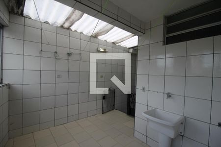 Casa para alugar com 150m², 2 quartos e 1 vagaÁrea de Serviço