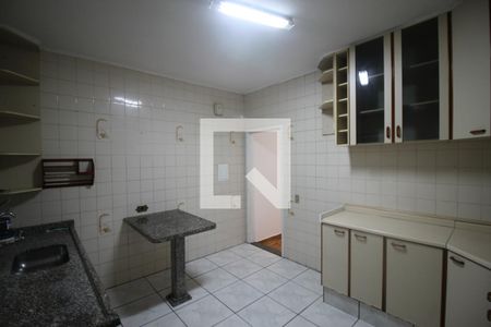 Casa para alugar com 150m², 2 quartos e 1 vagaCozinha