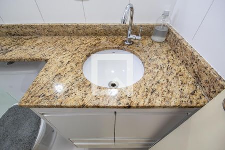 Apartamento à venda com 80m², 3 quartos e 2 vagasBanheiro da Suíte