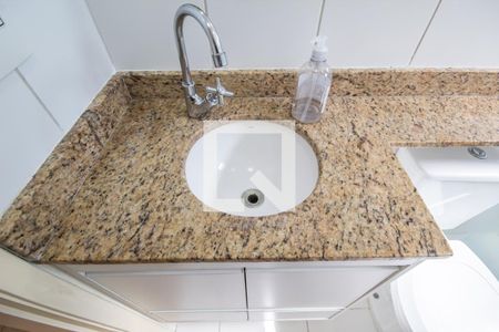 Apartamento à venda com 80m², 3 quartos e 2 vagasBanheiro 2