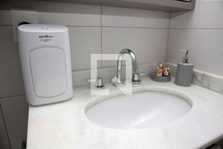 Apartamento para alugar com 63m², 2 quartos e 2 vagasBanheiro 