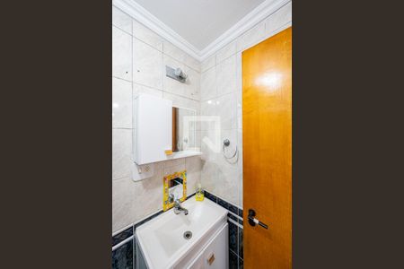 Apartamento à venda com 54m², 2 quartos e 1 vaga Apartamento à venda com 54m², 2 quartos e 1 vagaBanheiro Social