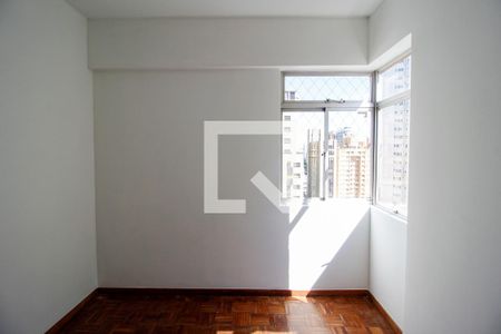 Quarto  de apartamento para alugar com 1 quarto, 54m² em Savassi, Belo Horizonte